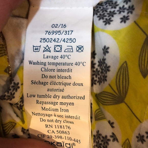 NWT OKAIDI FLORAL SLEEVELESS BLOUSE - Picture 8 of 8